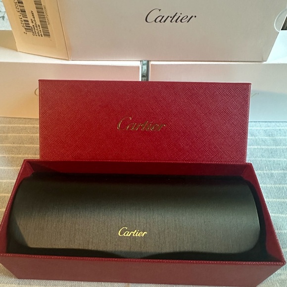Cartier Aviator Sunglasses Gold - Picture 10 of 11